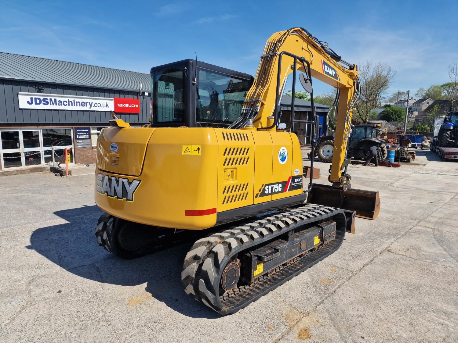 Sany SY75C Wales